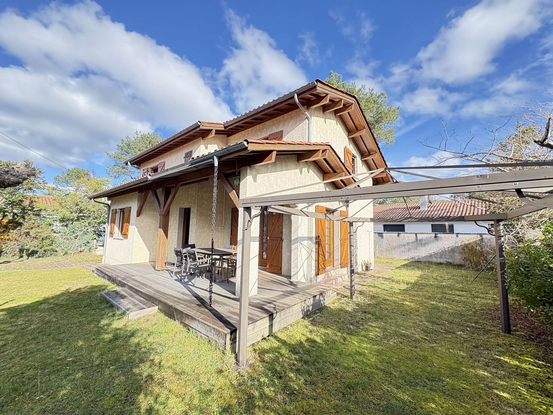 Charmante maison de vacances à deux pas du lac 78 Anguillons