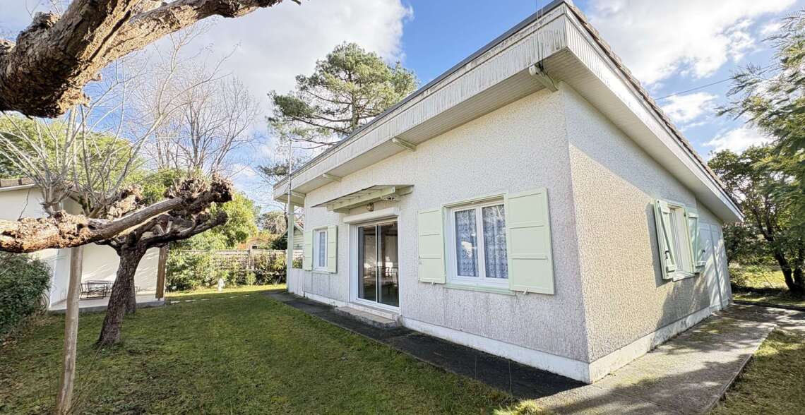 Agréable maison de vacances au bord du lac 100 Anguillons